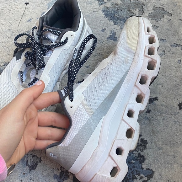 On Running Cloud White and Gray Athletic Shoes - Picture 4 of 5